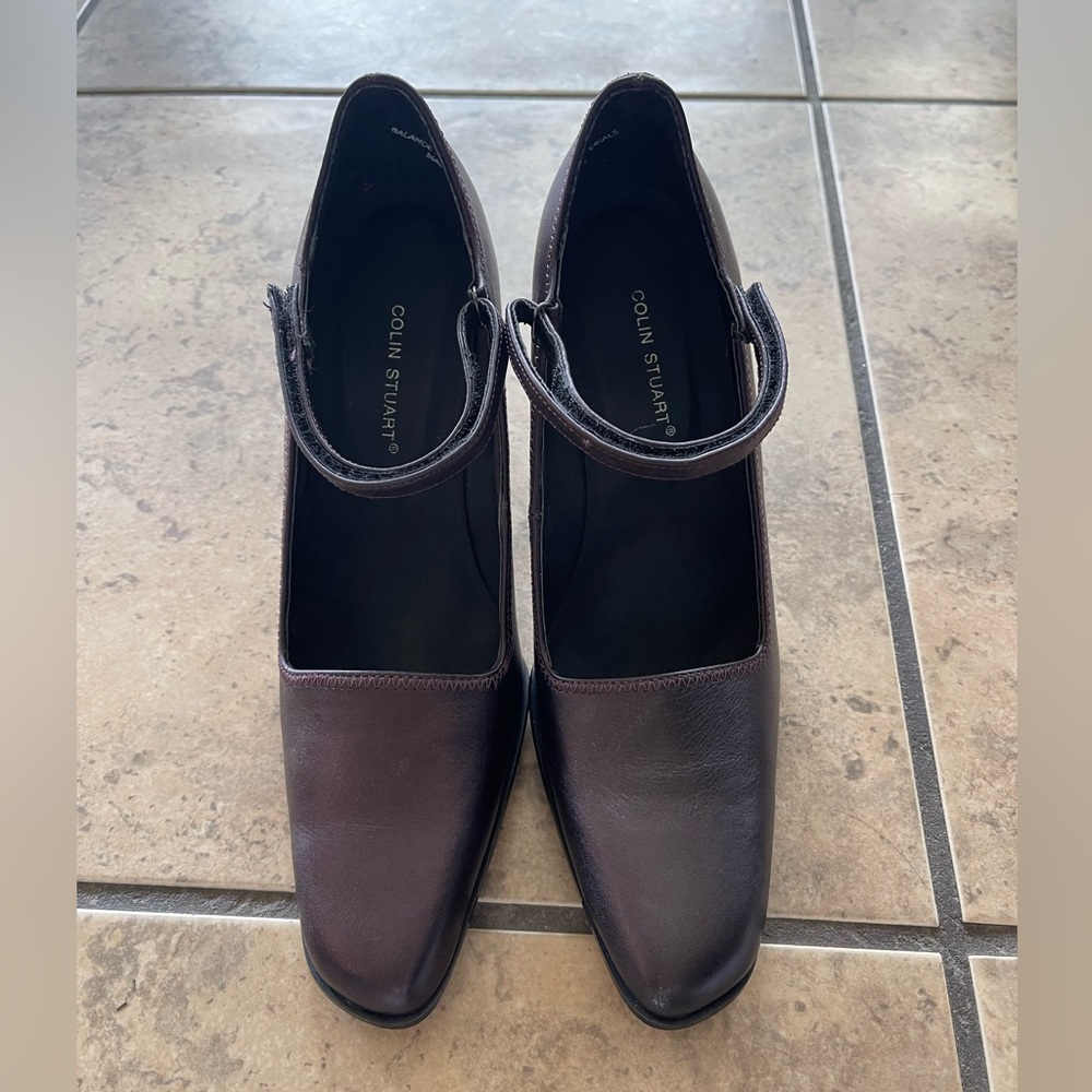 Colin Stuart square toe heels